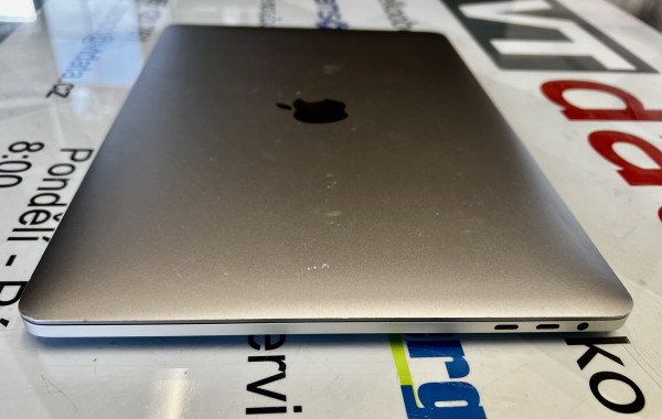APPLE MacBook Pro 13" A1708 Space Gray - Trieda B; Intel Core i5-7360U / 2,3 GHz, 8GB RAM, 250GB SSD 2